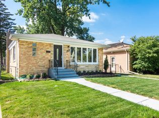 8334 Monticello Ave, Skokie, IL 60076