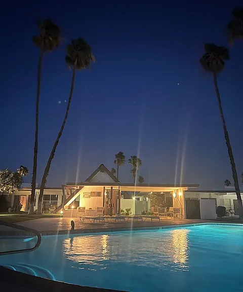 1943 E Tachevah Dr — Photo 2