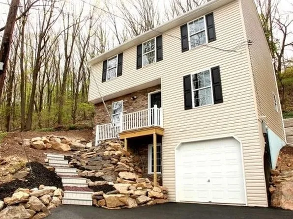 2545-2557 S Albert St, Allentown, PA 18103