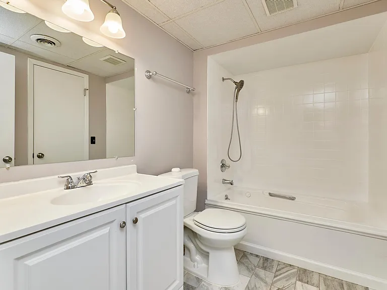 668 Stablestone Dr — Photo 44