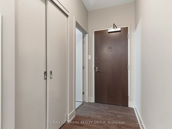 2nd image of 108 Richmond Rd #507