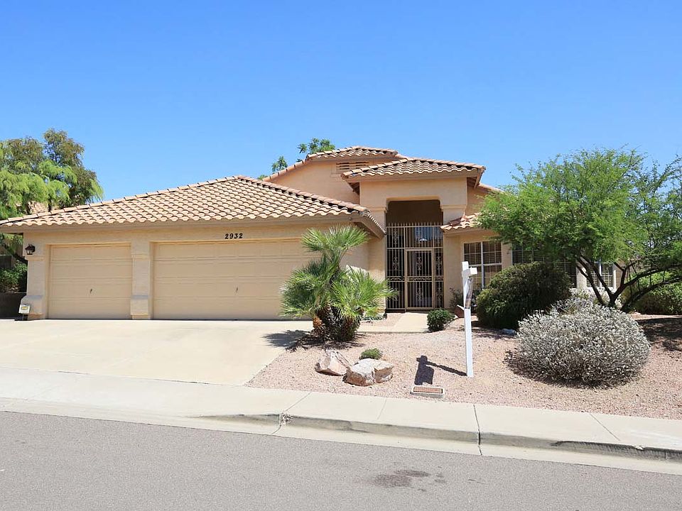 1st image of 2932 E Friess Dr