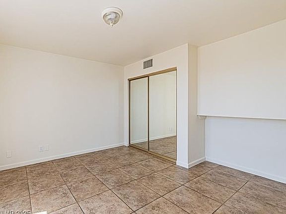 4th image of 3930 University Center Dr APT 106
