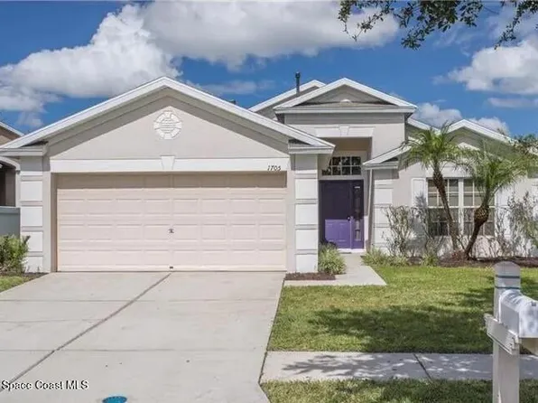 1705 Walcott St, Zephyrhills, FL 33543