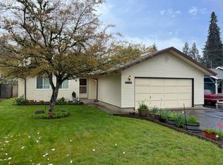 1931 Harvey Rd, Cottage Grove, OR 97424
