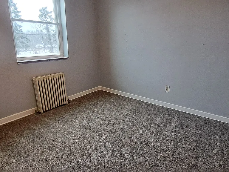 1680 Skyline Dr #6 — Photo 8