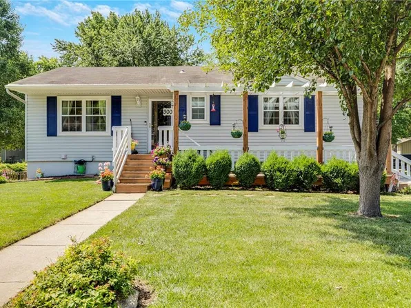 300 NE R D Mize Rd, Blue Springs, MO 64014