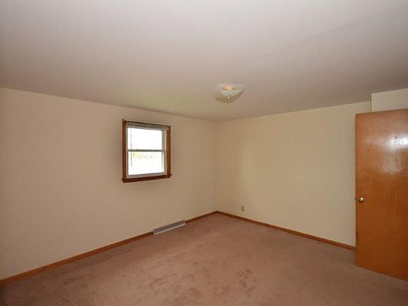 5th image of 10110 W Montana Ave