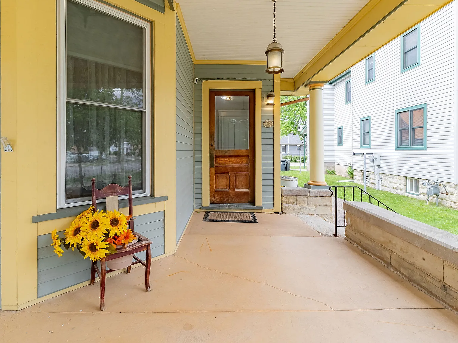 2 bed, 1682 sqft, $1,900 — Photo 3