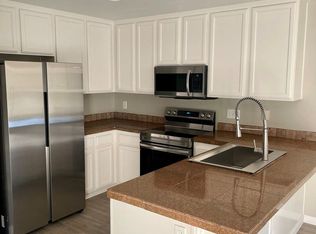 151 Rosebay Dr, Encinitas, CA 92024