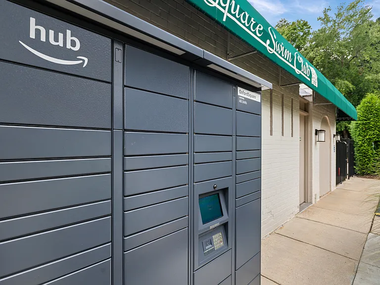 Amazon Hub