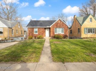 121 Riverside Dr, Jefferson City, MO 65101