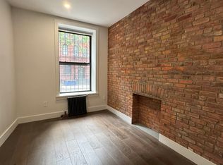 311 W 21st St APT 1W, New York, NY 10011