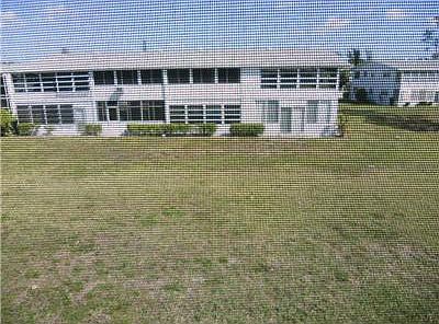 4th image of 302 Markham #302