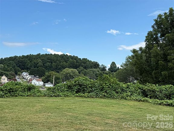 2nd image of 368 Morehead Rd