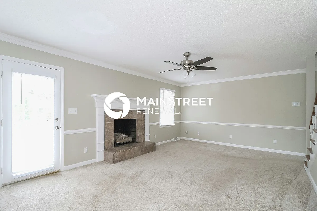 Living Room - 3140 Hickory Ridge Dr