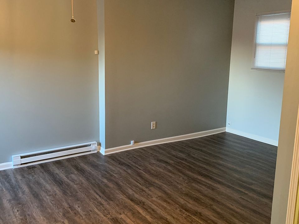 2nd image of 1312 1st Ave #B