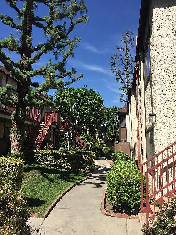 The Brooktree Estates Apartments — Photo 3