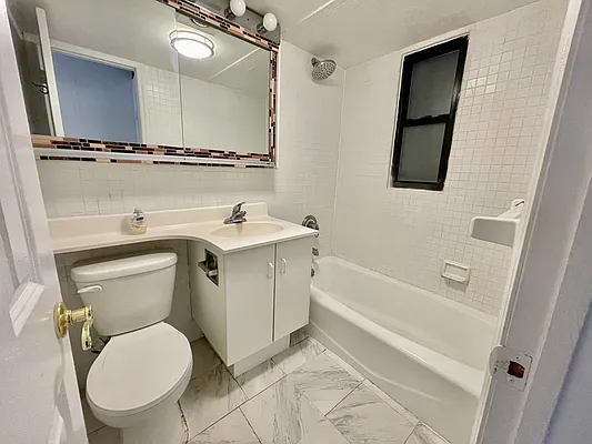 Rented by Compass | media 17