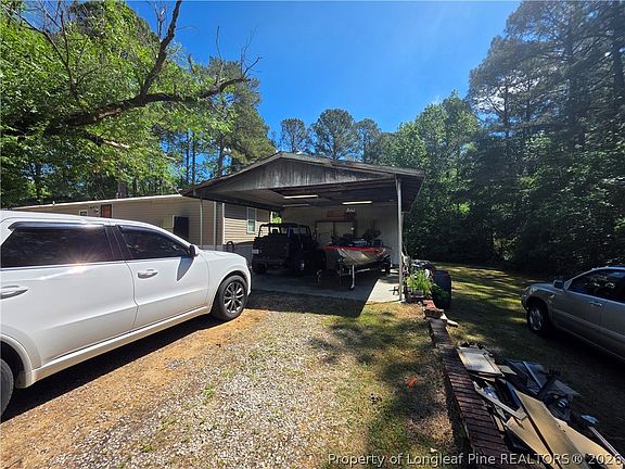 2nd image of 689 Maynard Lake Rd