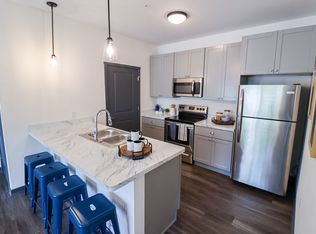 Broadwood, Columbus, OH 43213