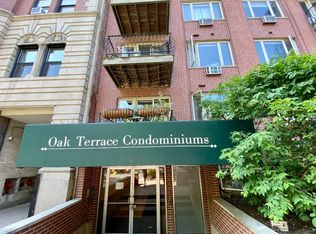 435 W Oakdale Ave APT 1A, Chicago, IL 60657