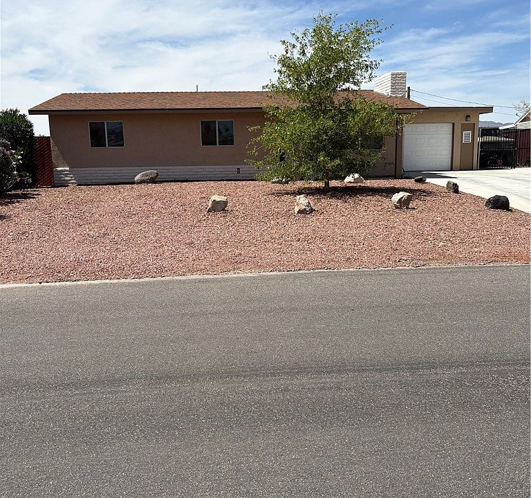 1st image of 1479 Summit Lane