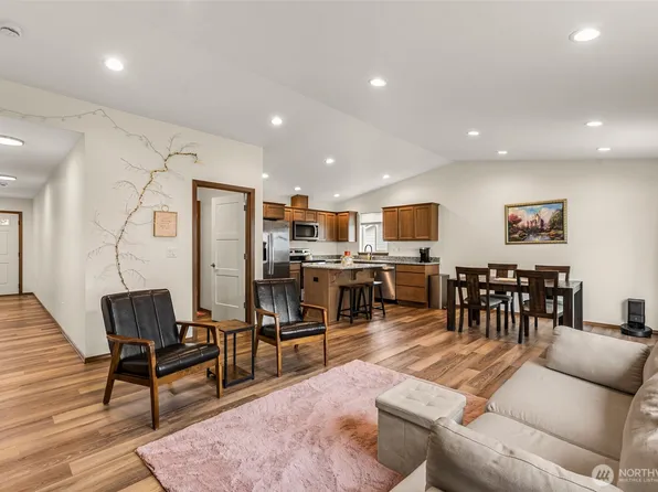 2471 SE 3rd Street, East Wenatchee, WA 98802