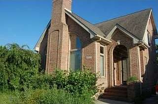 1st image of 16853 W Outer Dr