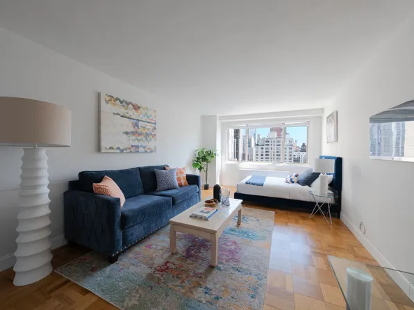 401 East 86th Street image 1 of 11