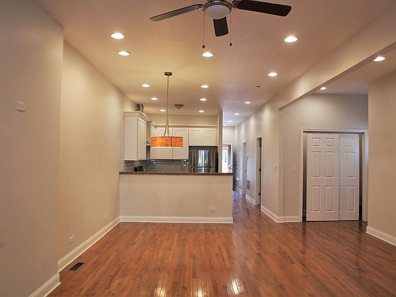 4th image of 1838 S Kedzie Ave #1