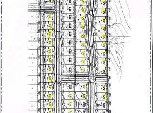 32 Elmwood St #B, Valley Center, KS 67147