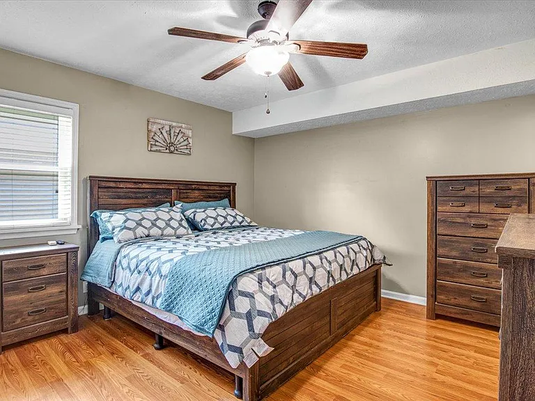 1204 Meadowridge Trl — Photo 20