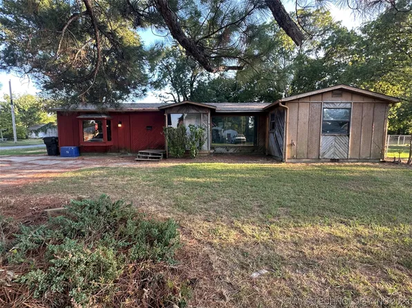 800 W Skelton St, Okmulgee, OK 74447