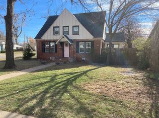 300 W 8th St, Edmond, OK 73003