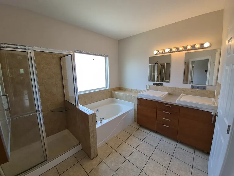 1205 Cutter St — Photo 12