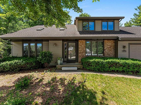 5th image of 2641 Poplar Springs Cir
