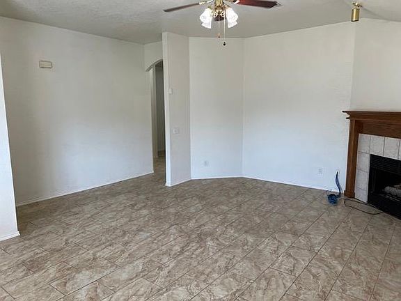 4th image of 1217 Sumac Dr
