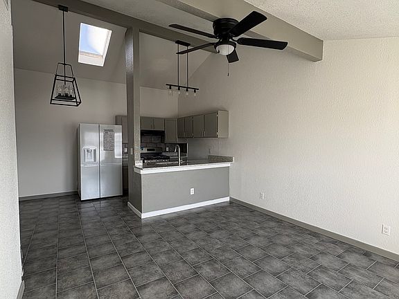5th image of 11415 Sundrop Ct APT A