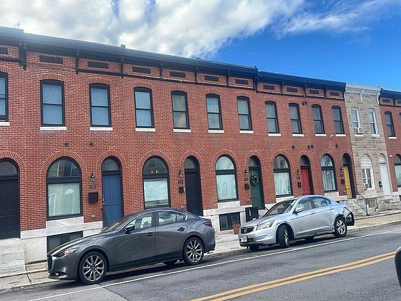 3rd image of 828 N Patterson Park Ave