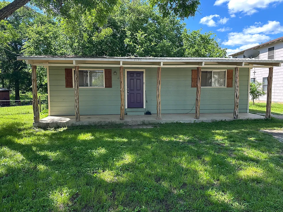 412 E Klein Rd