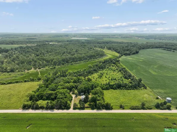 2069 County Road H Blvd, Hooper, NE 68031