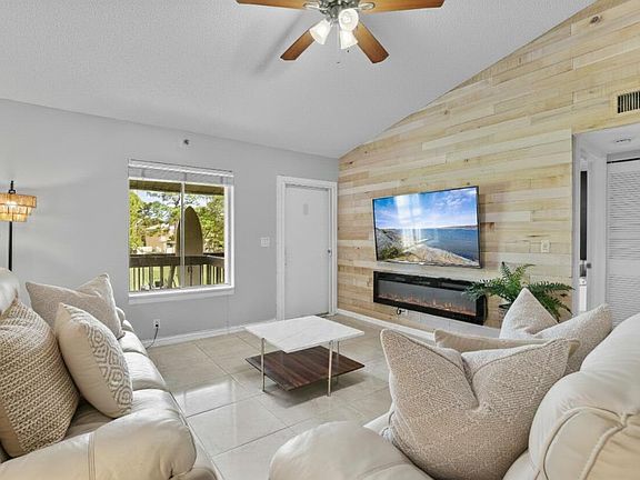5th image of 6271 Chasewood Drive #G