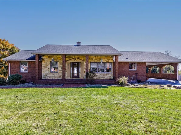 4043 Mockingbird Hill Rd, Roanoke, VA 24012