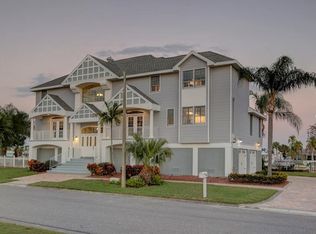 5336 Captains Ct, New Port Richey, FL 34652