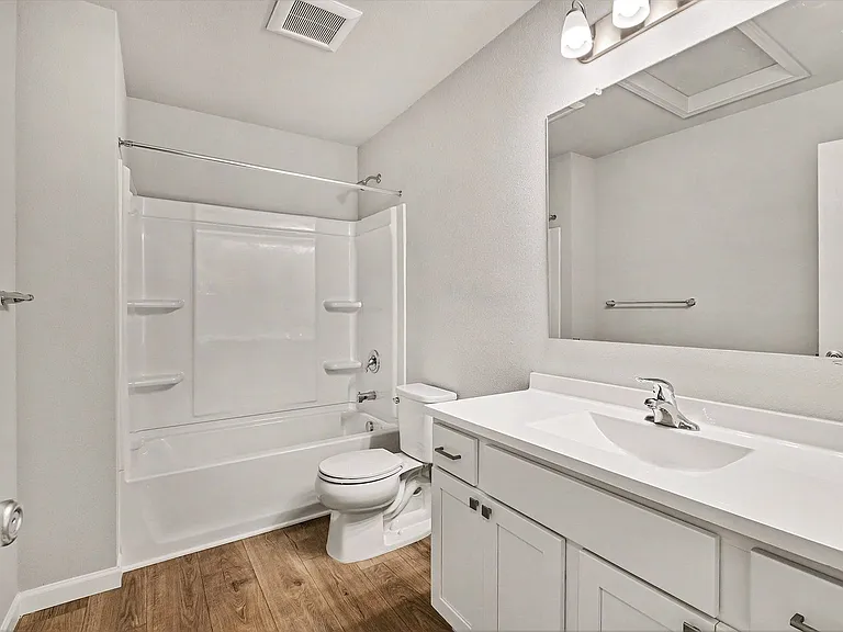 7360 Sessile Cir — Photo 16