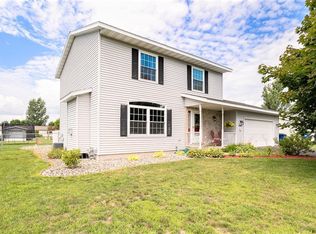 2047 Prairie Meadow Dr, Mosinee, WI 54455