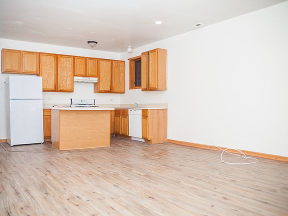 4th image of 306 N Hamlin Ave #1