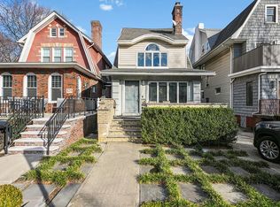 843 E 10th St, Brooklyn, NY 11230