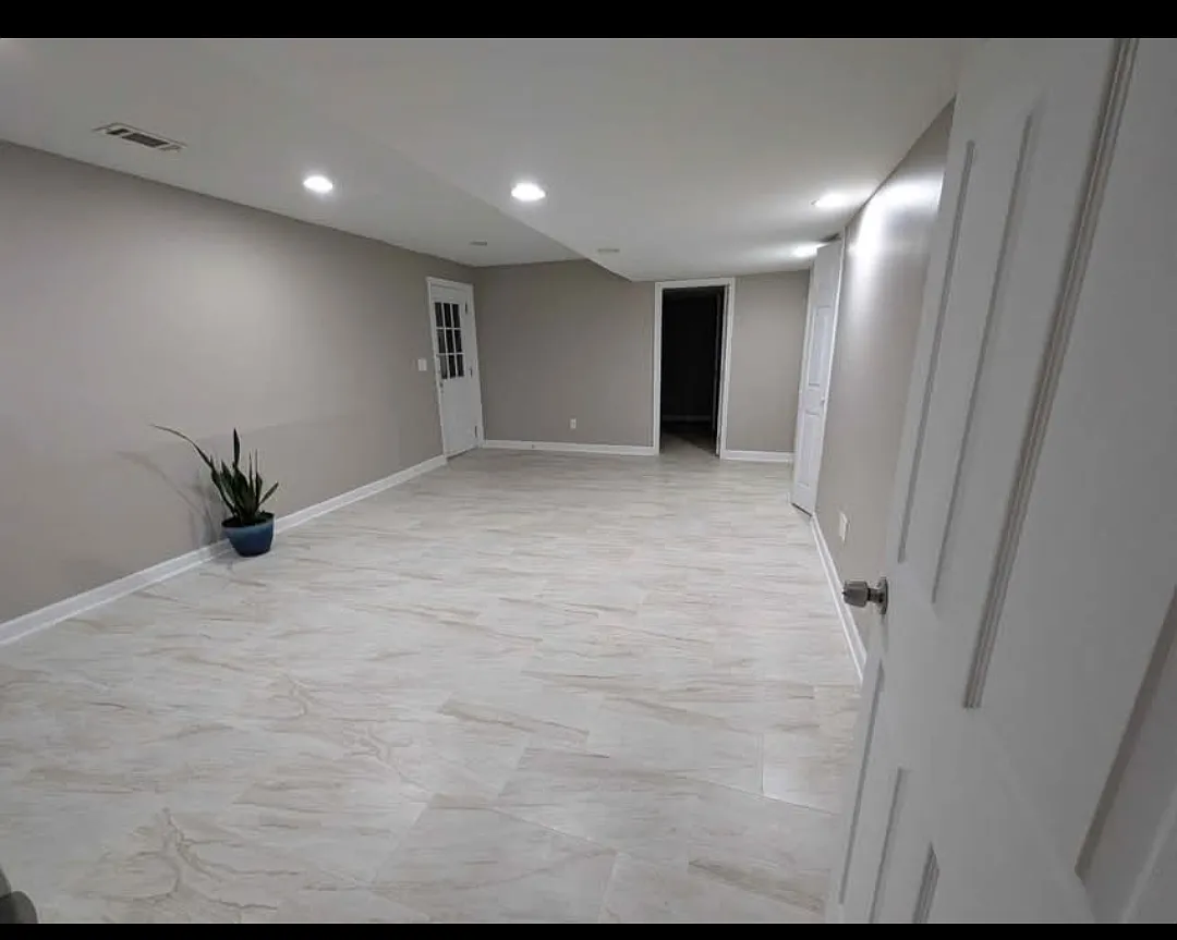 Building Photo - 305 Plantation View Dr